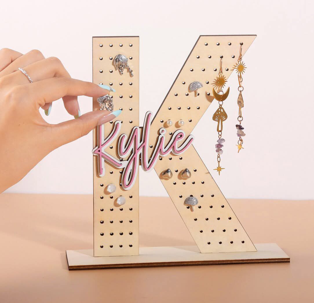 Custom Name Earring Tree | 2-4 Week TAT