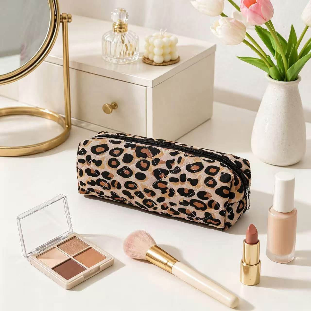 💄✨Leopard Quilted Makeup Pouch (TAT 3-5 weeks)💄✨